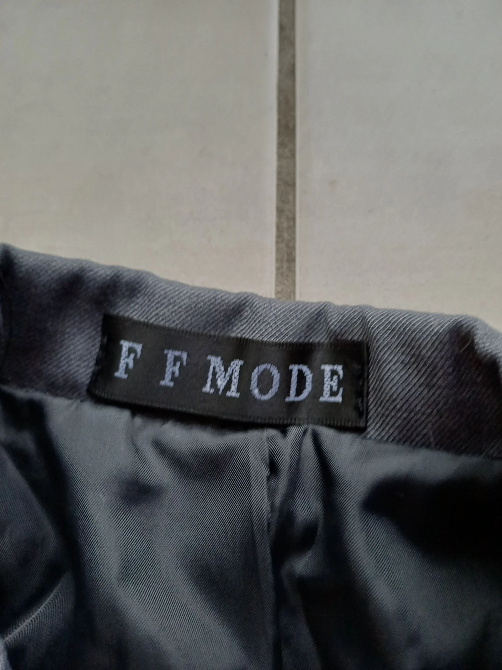 Traje de 4 piezas para 10 años – photo 3